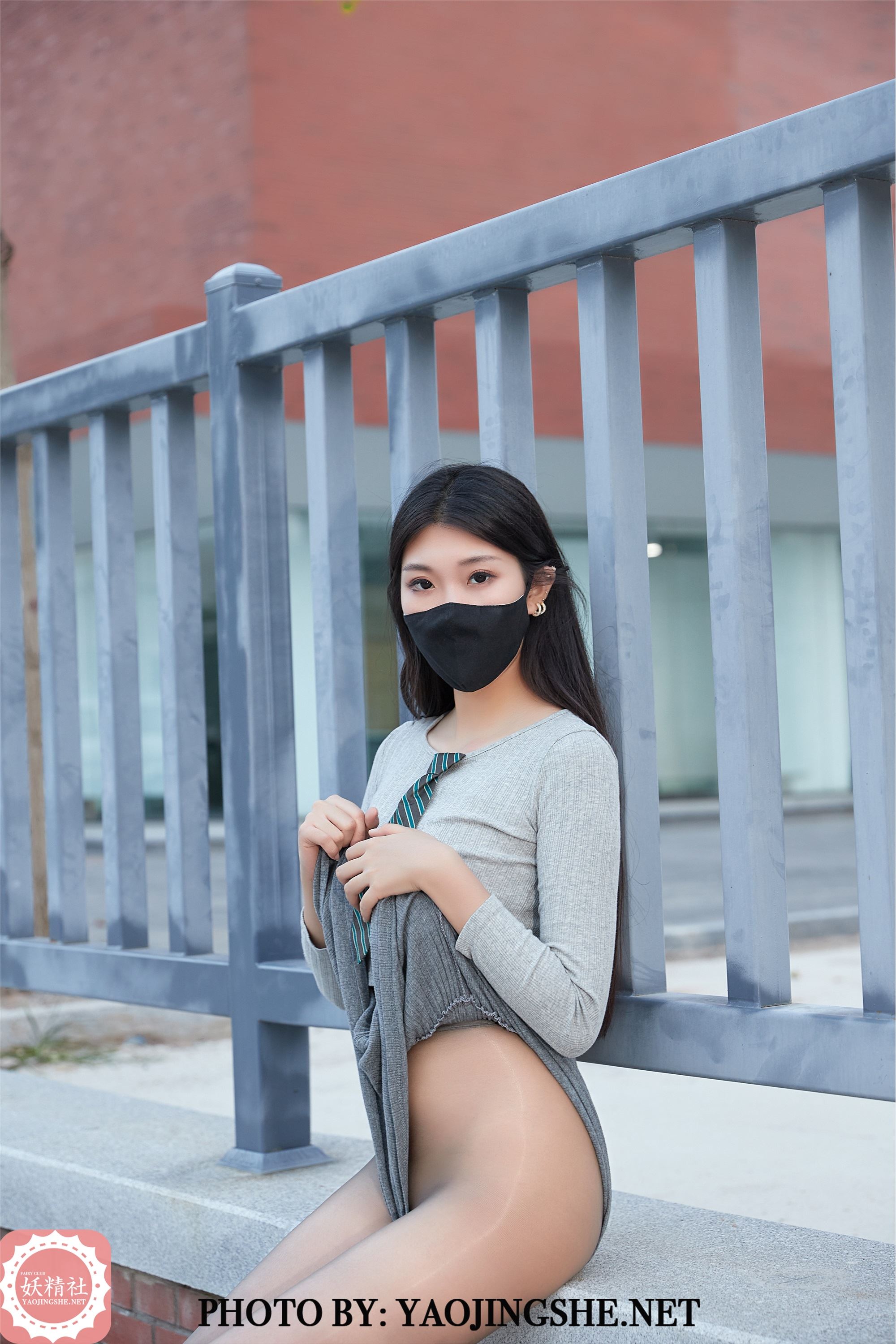 YAOJINGSHE 妖精社 T2044《苏伟-下班路上》